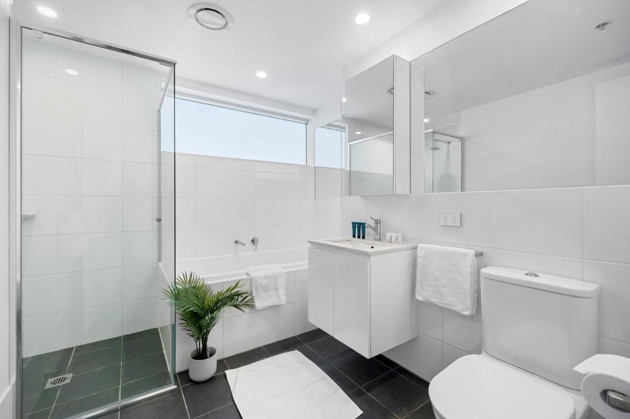 Oliver - The Hindmarsh Skyline Retreat Apartment *