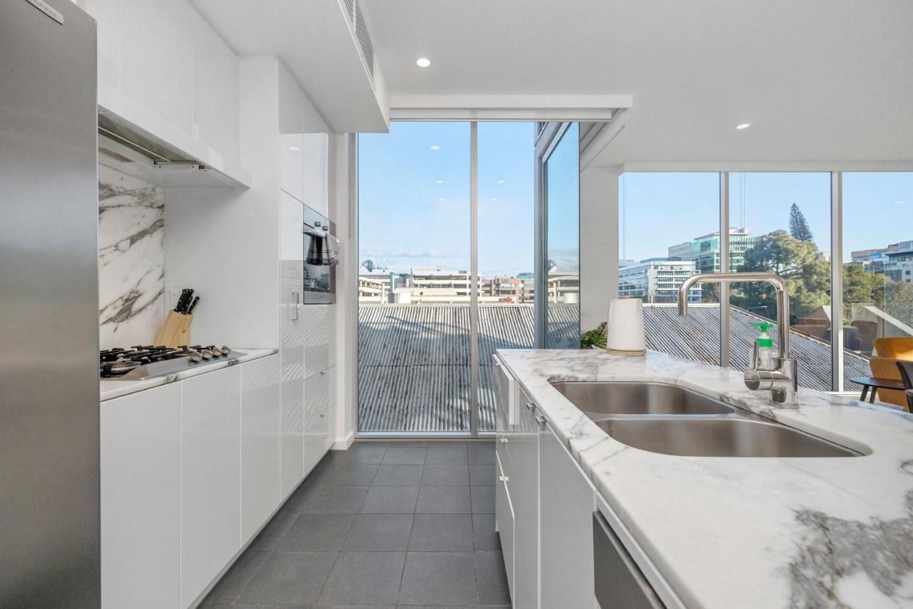 Apartment Oliver - The Hindmarsh Skyline Retreat Adelaide